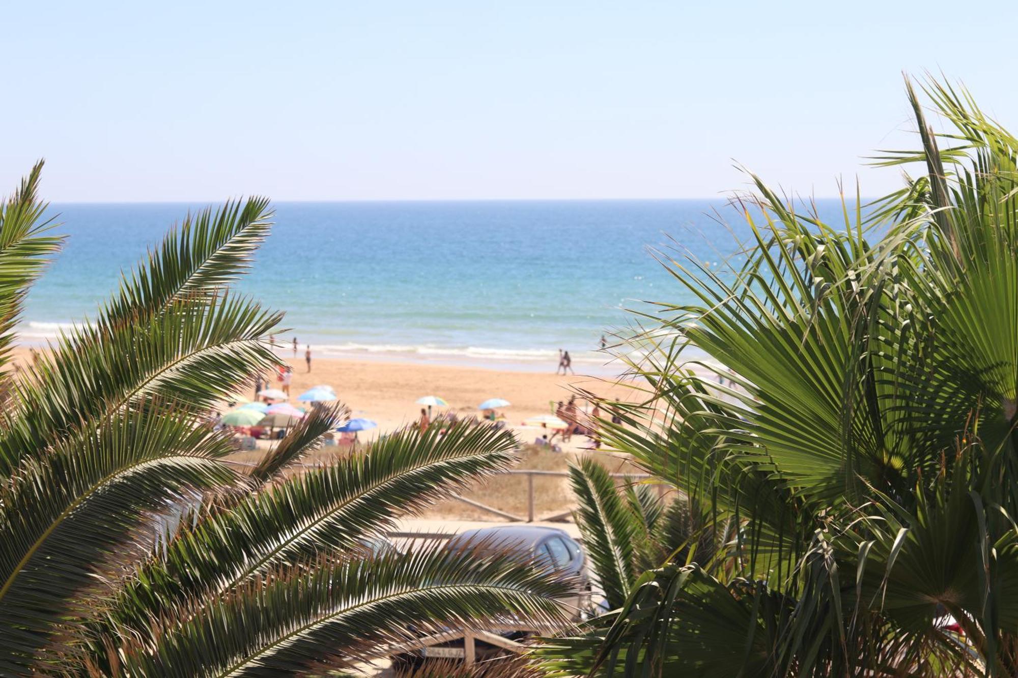 Hostal Restaurante La Ilusion El Palmar de Vejer Exterior foto